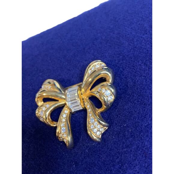 Goldtone Embellished Bow Brooch Pin 1.6 Inch - Picture 3 of 6